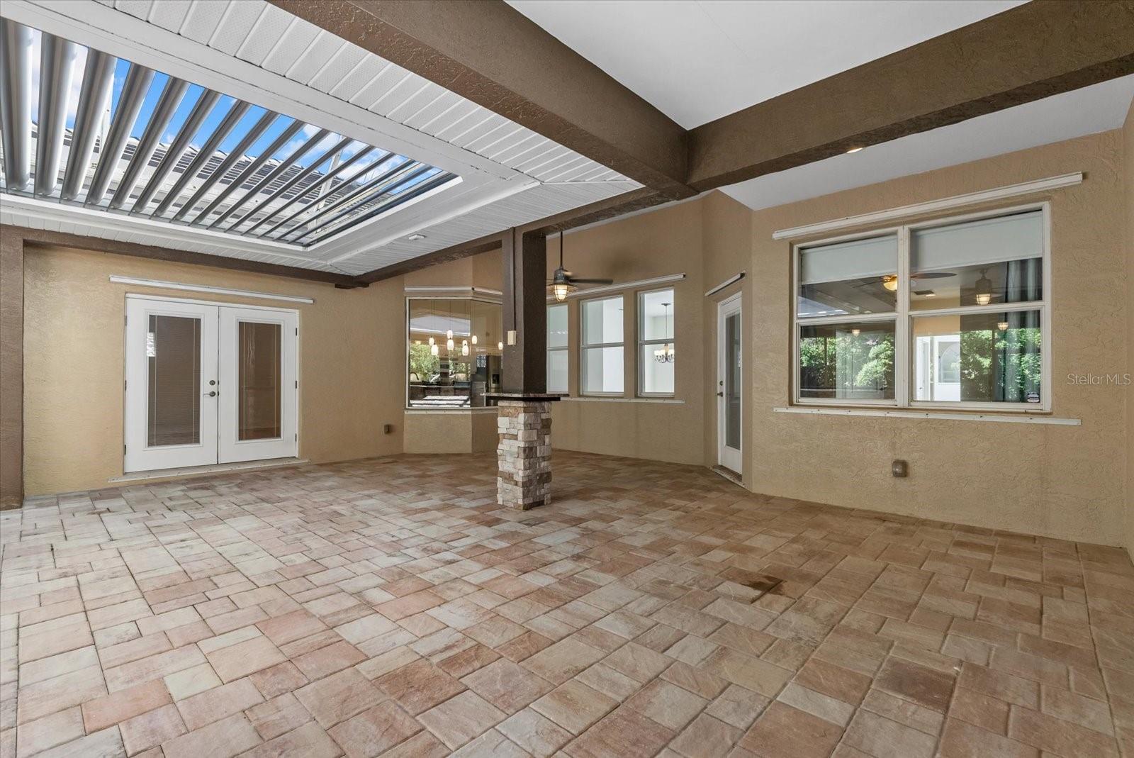 Image 42 of 58 For 4239 Corso Venetia Boulevard