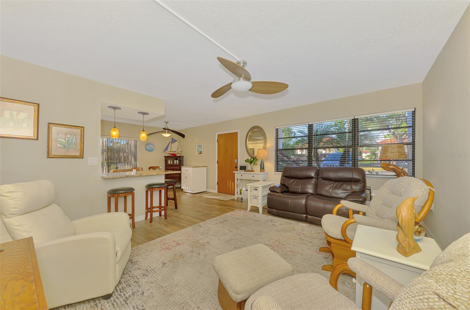 Image 14 of 62 For 10 Quails Run Boulevard 6