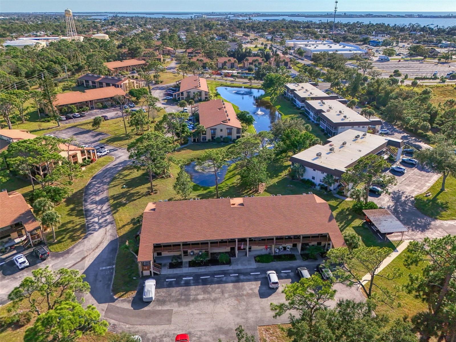 Image 49 of 62 For 10 Quails Run Boulevard 6