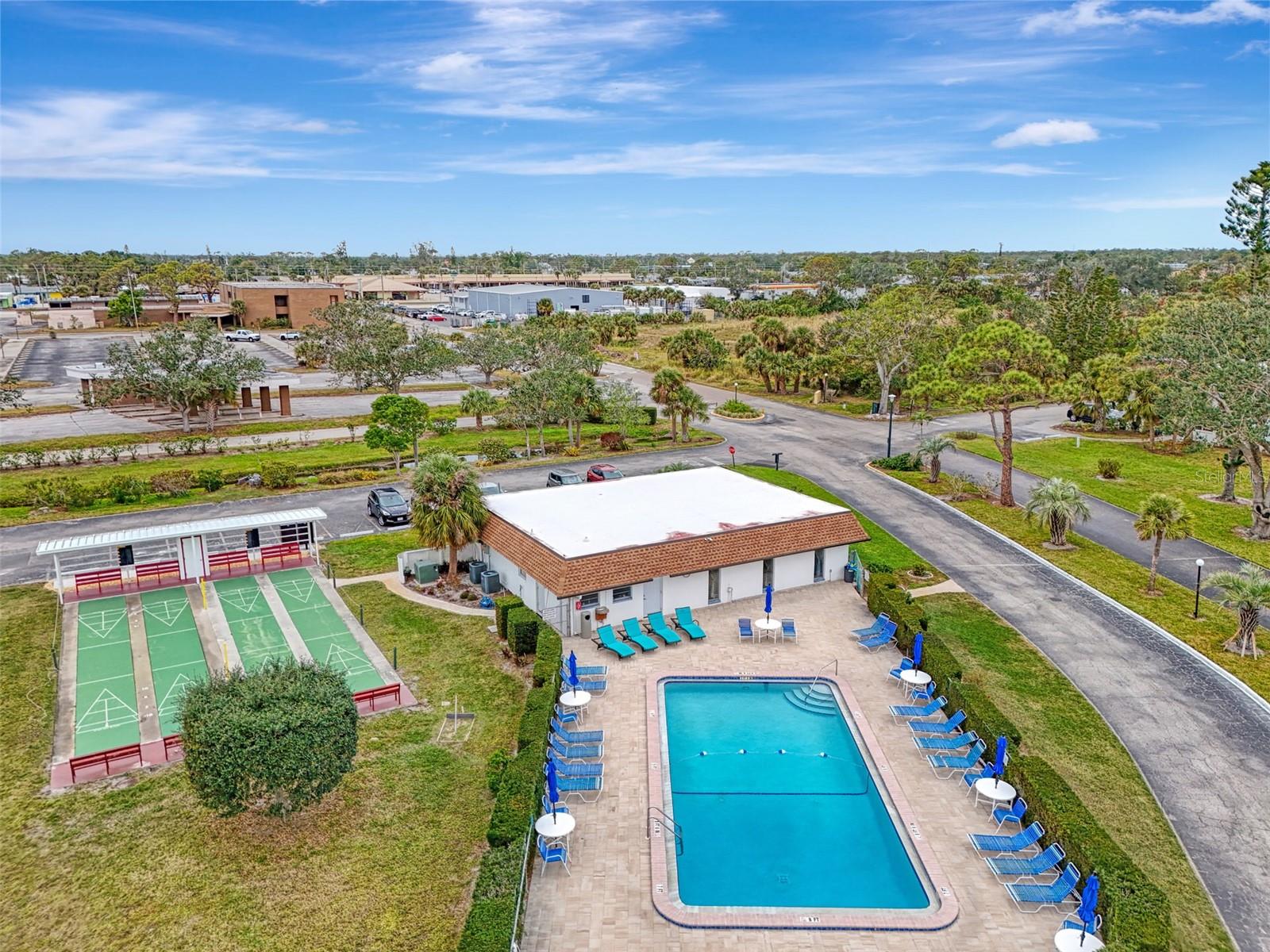 Image 52 of 62 For 10 Quails Run Boulevard 6