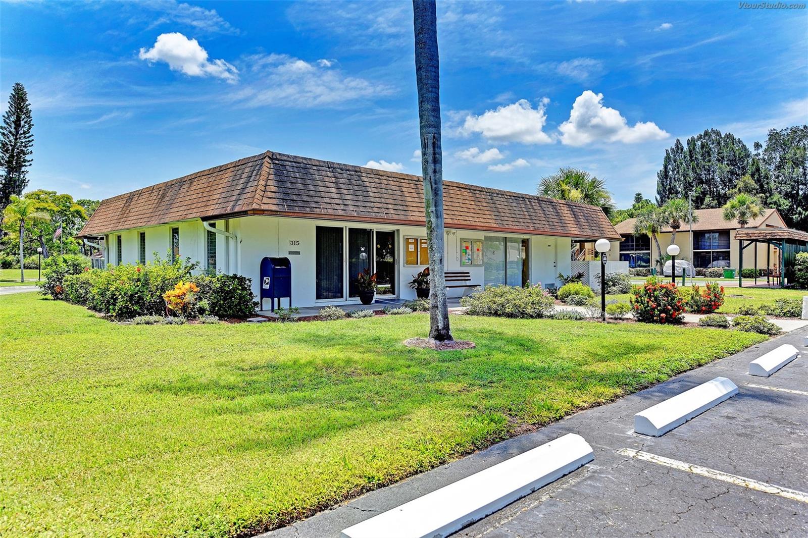 Image 56 of 62 For 10 Quails Run Boulevard 6