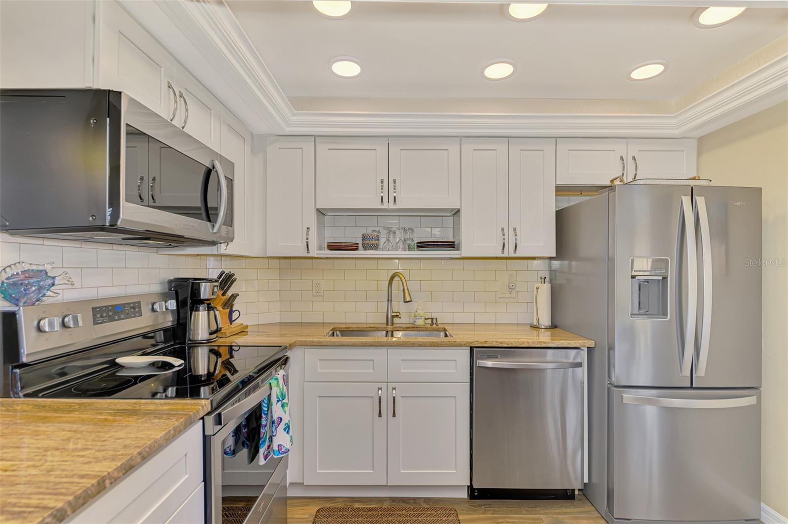 Image 6 of 62 For 10 Quails Run Boulevard 6