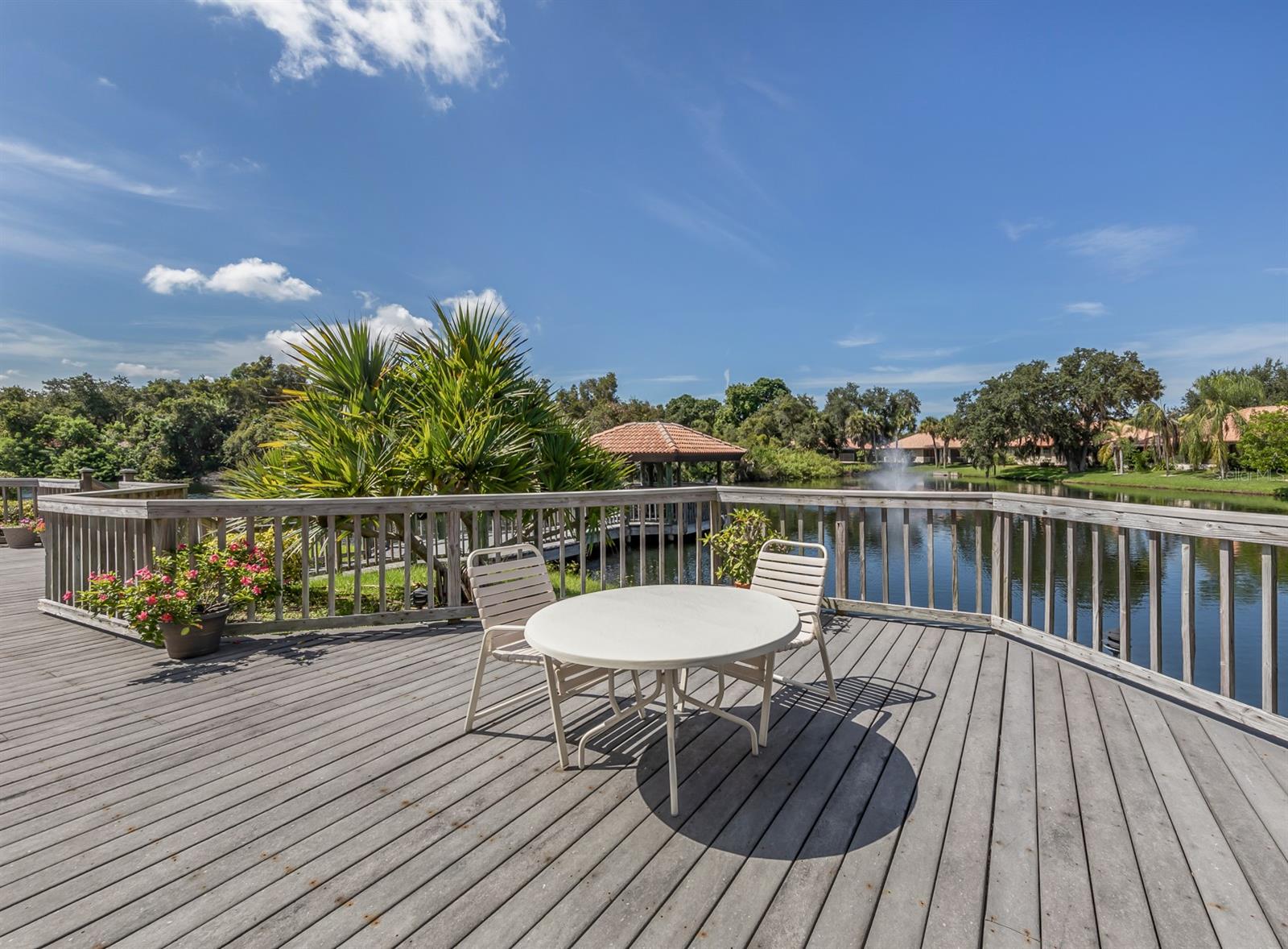 Image 33 of 50 For 264 Laurel Hollow Drive 31