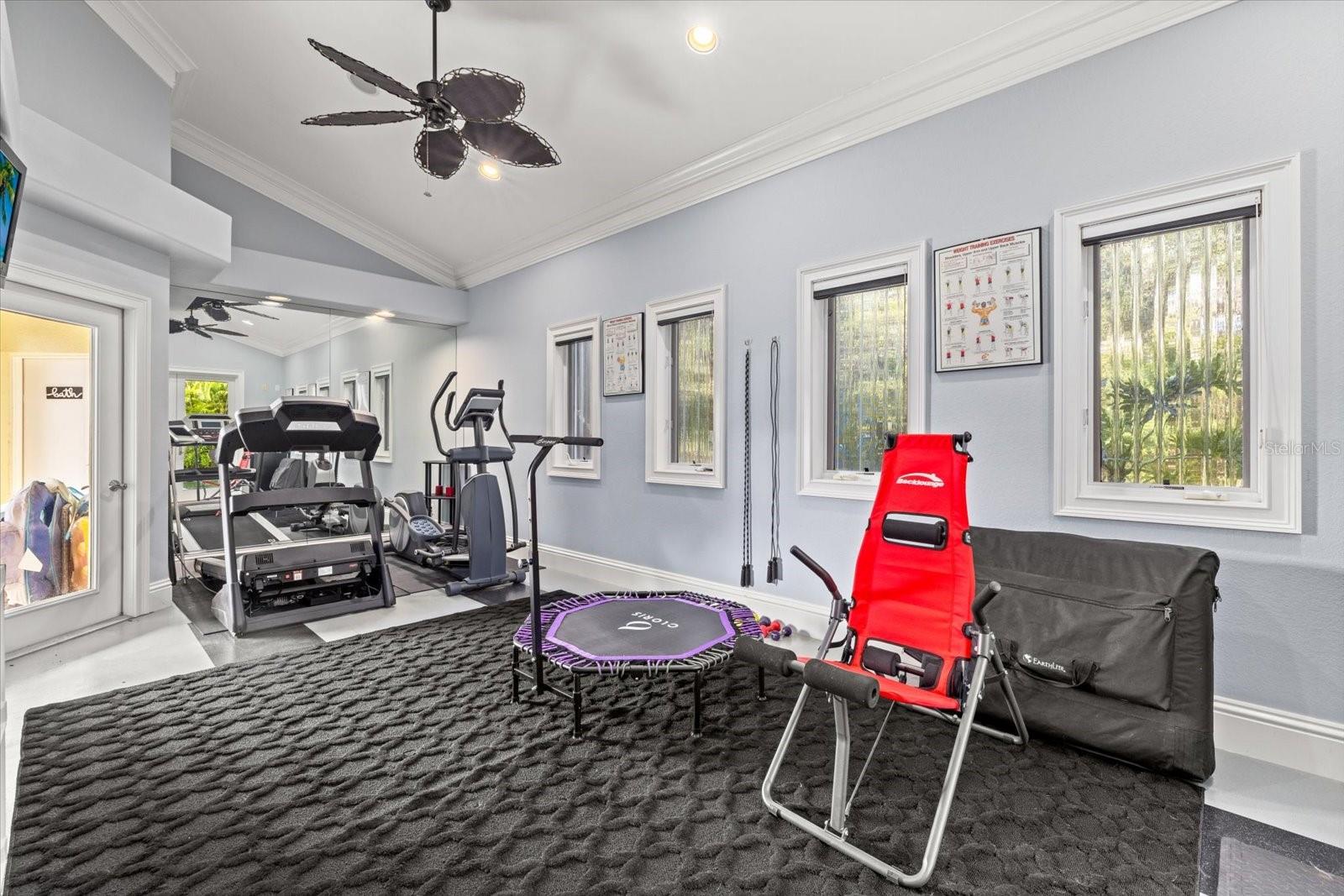 Image 22 of 93 For 3550 Sarasota Golf Club Boulevard