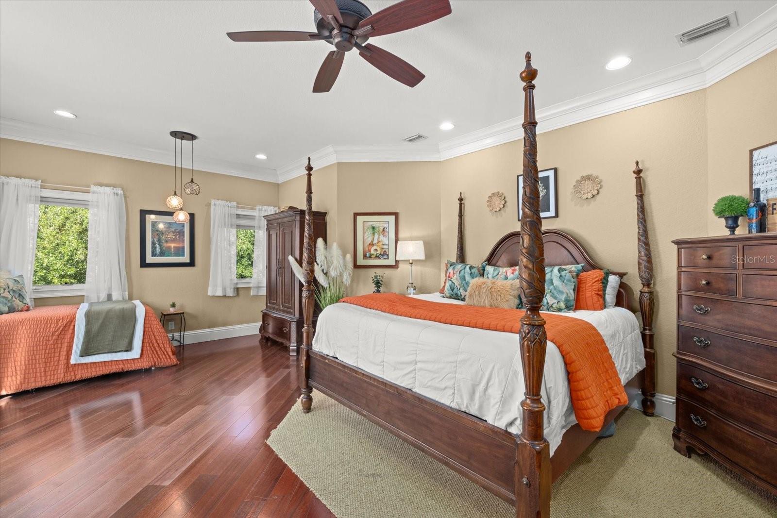 Image 35 of 93 For 3550 Sarasota Golf Club Boulevard