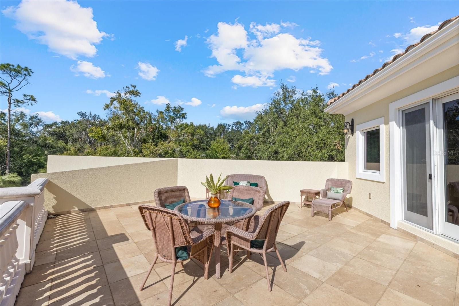 Image 36 of 93 For 3550 Sarasota Golf Club Boulevard