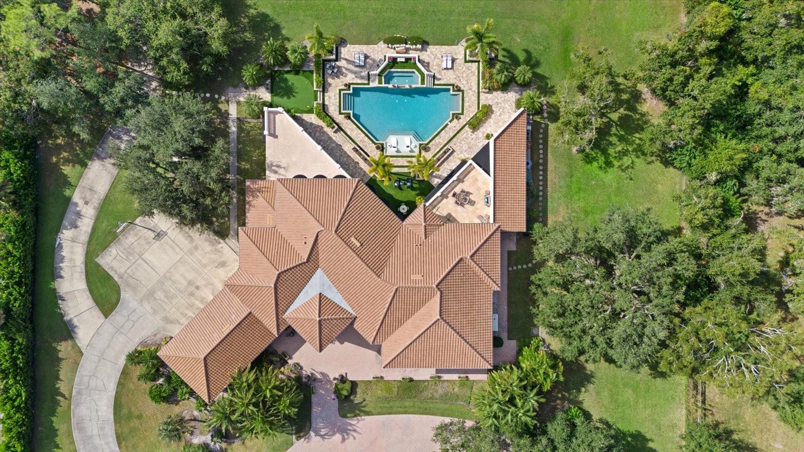 Image 68 of 93 For 3550 Sarasota Golf Club Boulevard