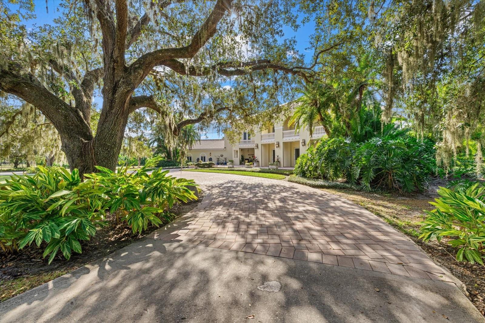 Image 82 of 93 For 3550 Sarasota Golf Club Boulevard