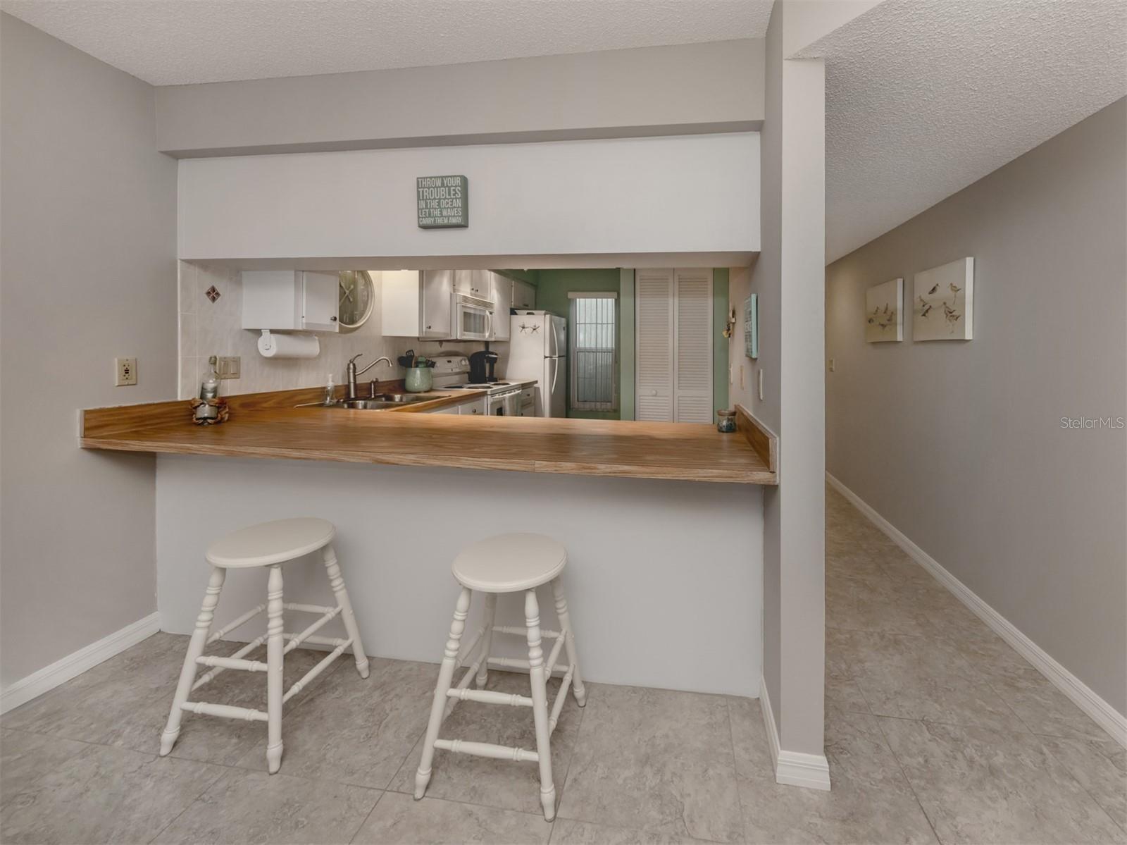 Image 12 of 57 For 936 Capri Isles Boulevard 102