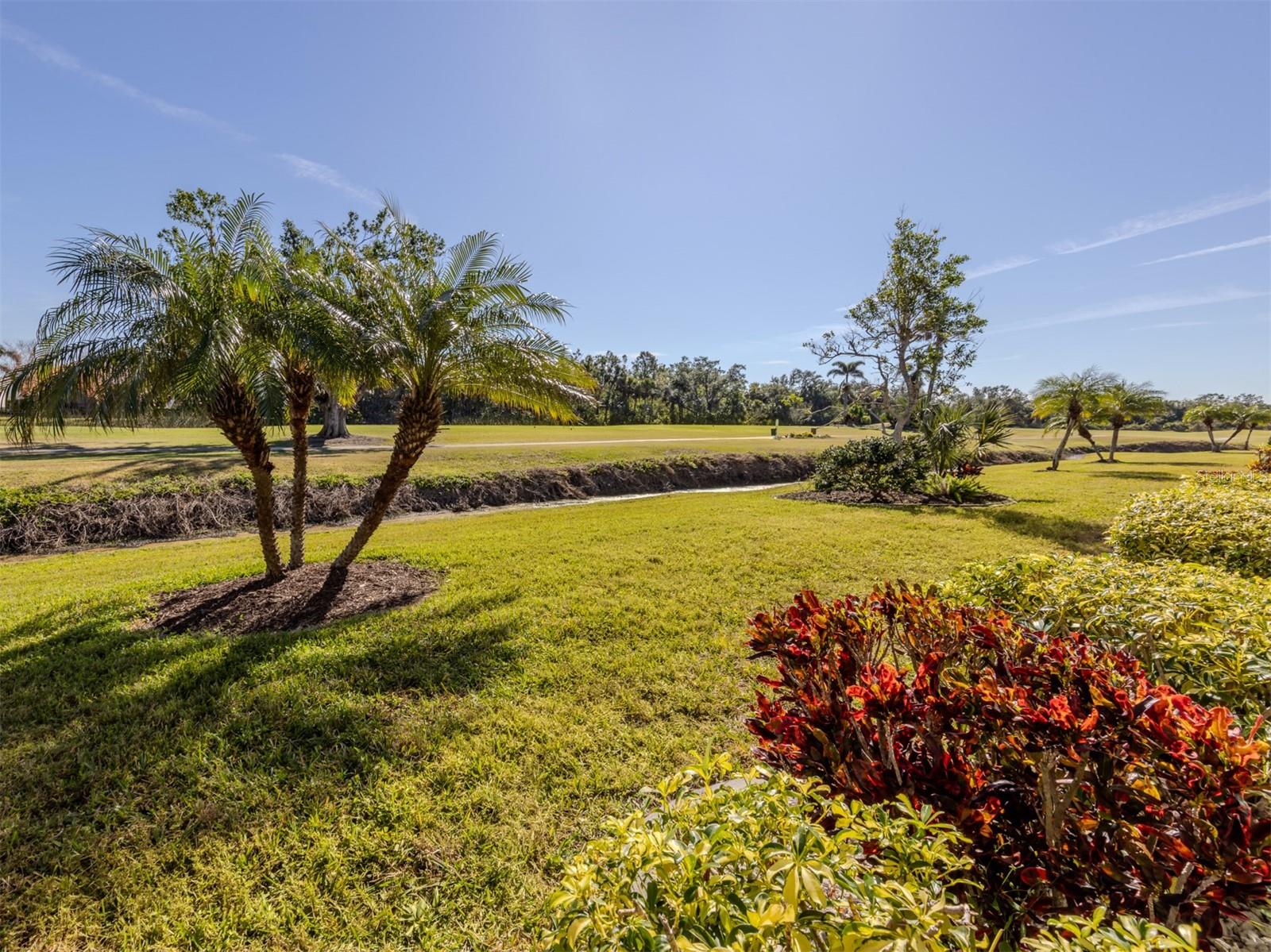 Image 28 of 57 For 936 Capri Isles Boulevard 102