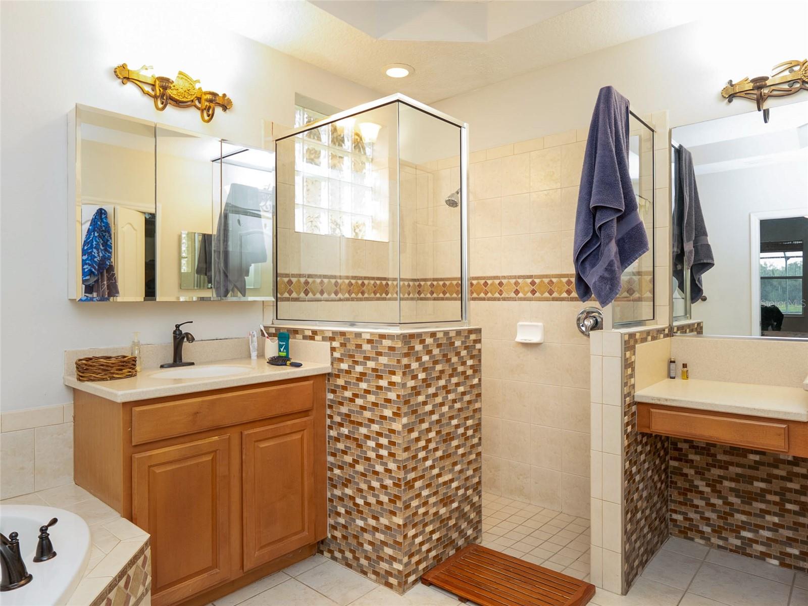 Image 11 of 54 For 12420 Aster Avenue