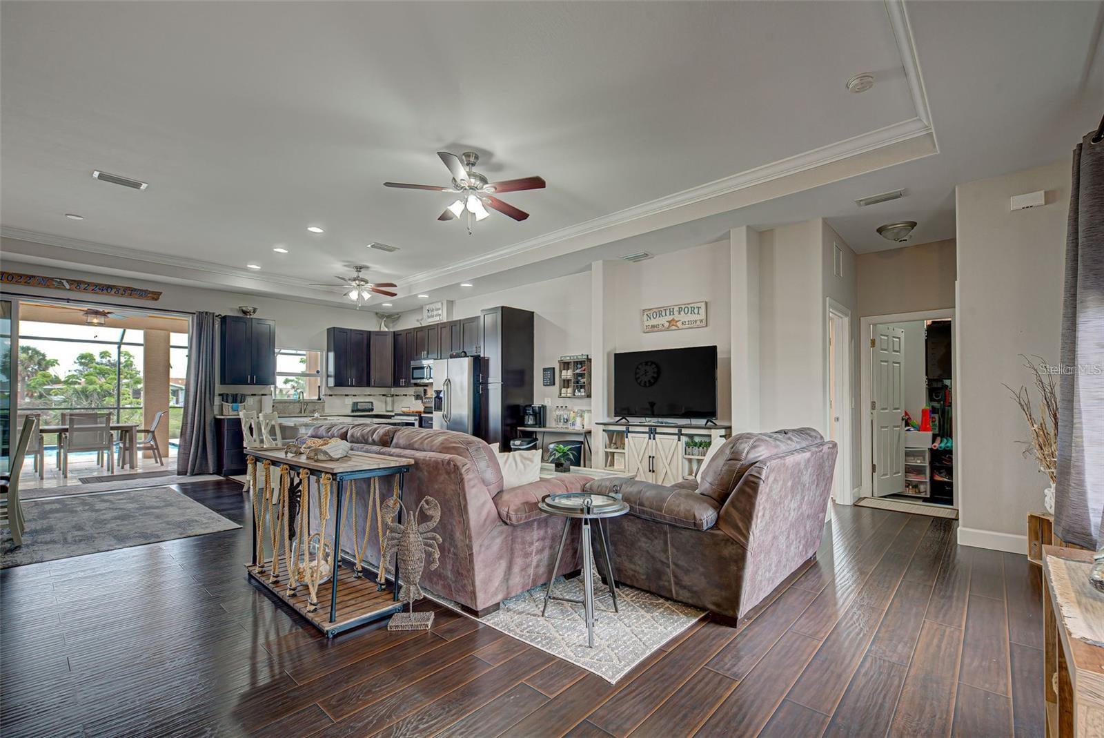 Image 18 of 29 For 6324 Scorpio Avenue