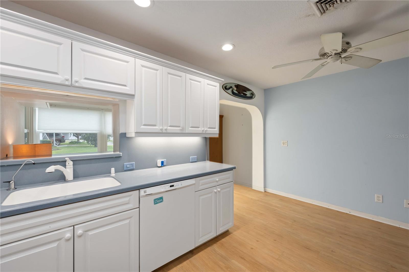 Image 12 of 51 For 112 The Corso  112