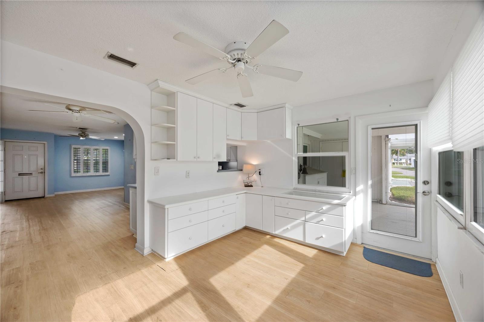 Image 15 of 51 For 112 The Corso  112