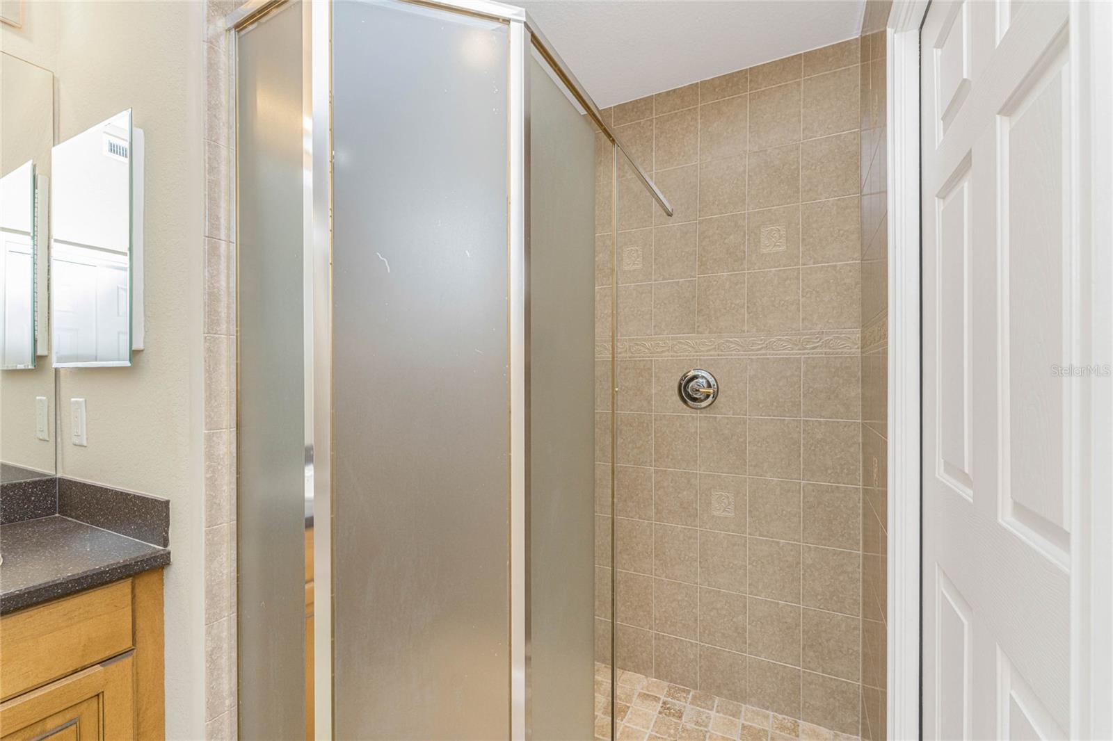 Image 25 of 60 For 118 Bella Vista Terrace 7a