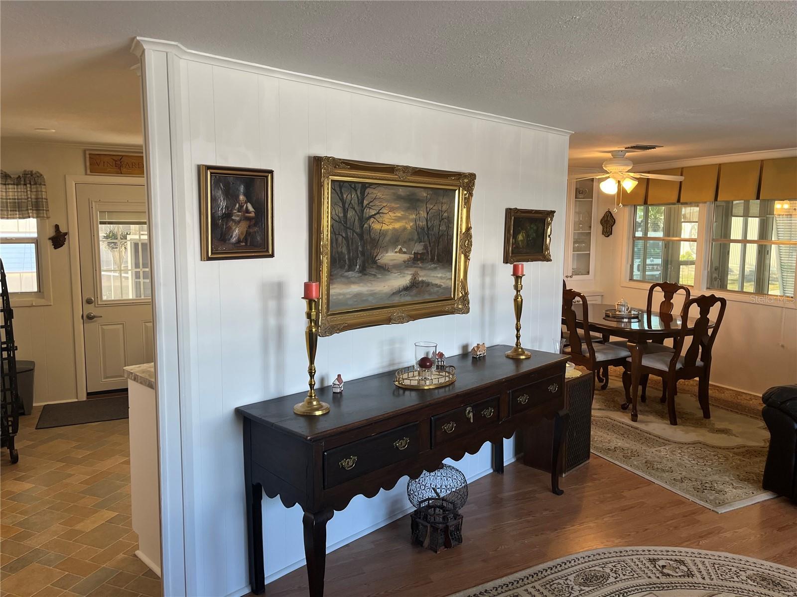 Image 13 of 52 For 922 Cortina Boulevard