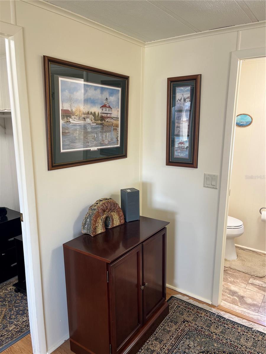 Image 44 of 52 For 922 Cortina Boulevard