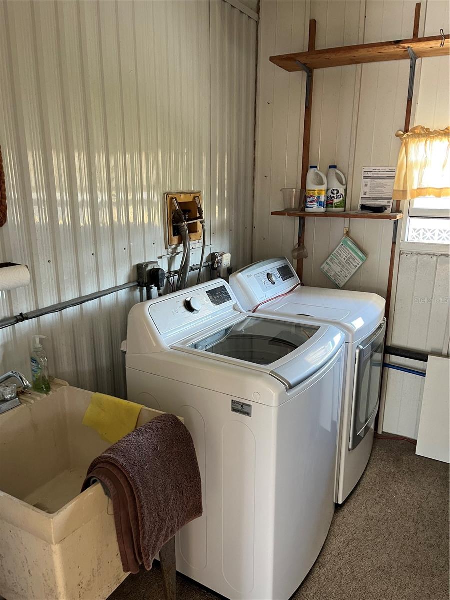 Image 51 of 52 For 922 Cortina Boulevard