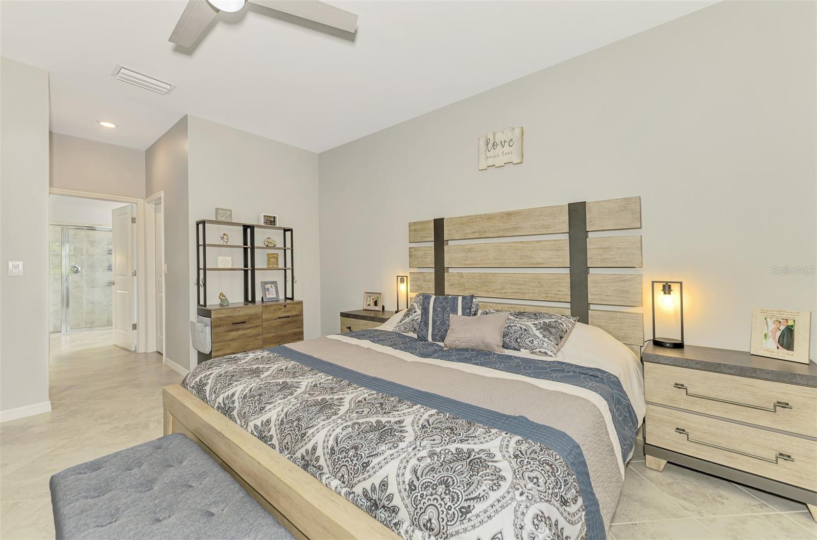 Image 32 of 66 For 15952 Honey Suckle Street