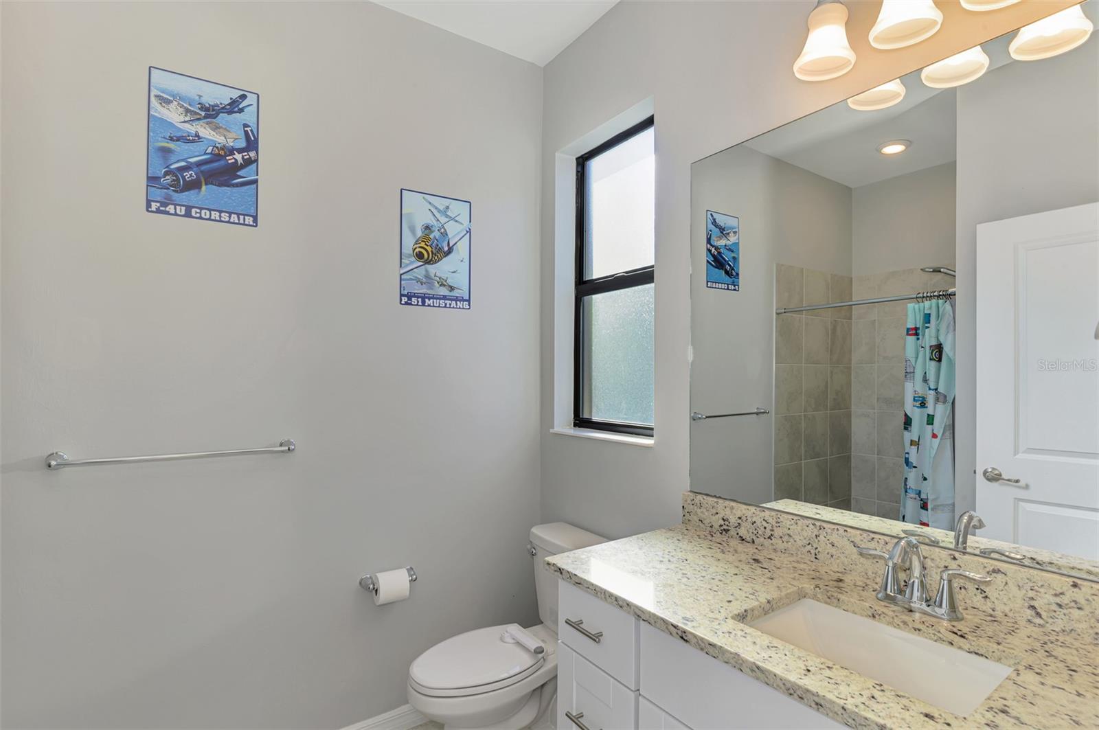 Image 40 of 66 For 15952 Honey Suckle Street