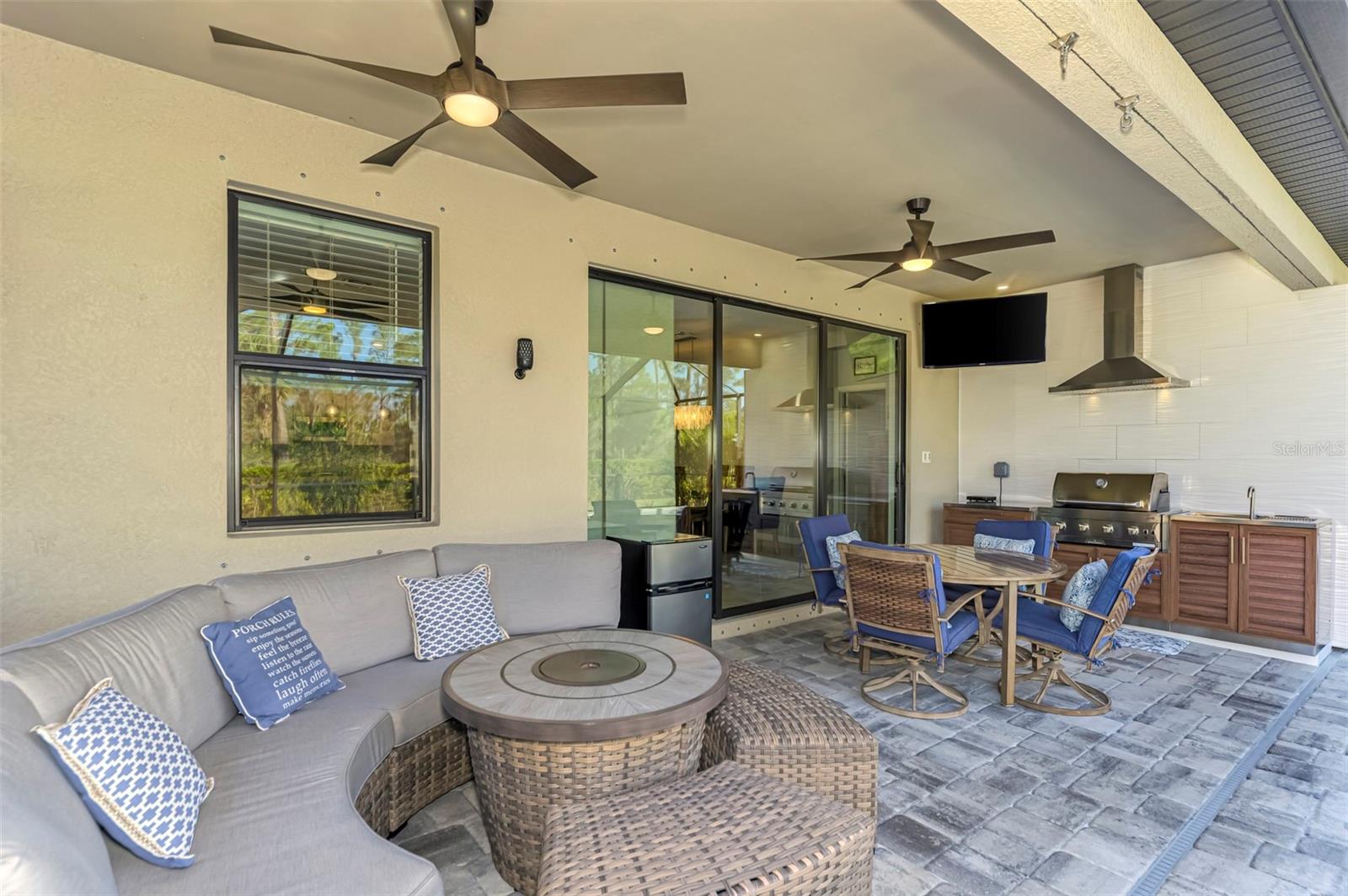 Image 48 of 66 For 15952 Honey Suckle Street