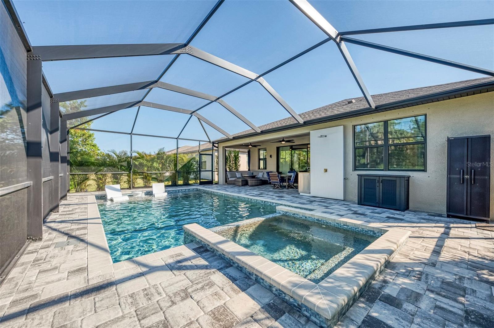 Image 55 of 66 For 15952 Honey Suckle Street