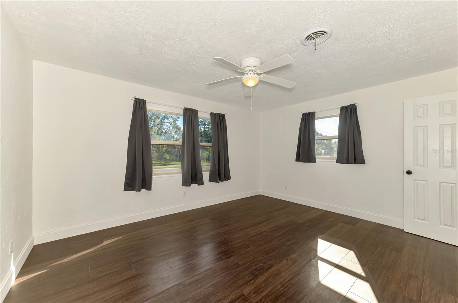 Image 25 of 41 For 3774 Wake Avenue