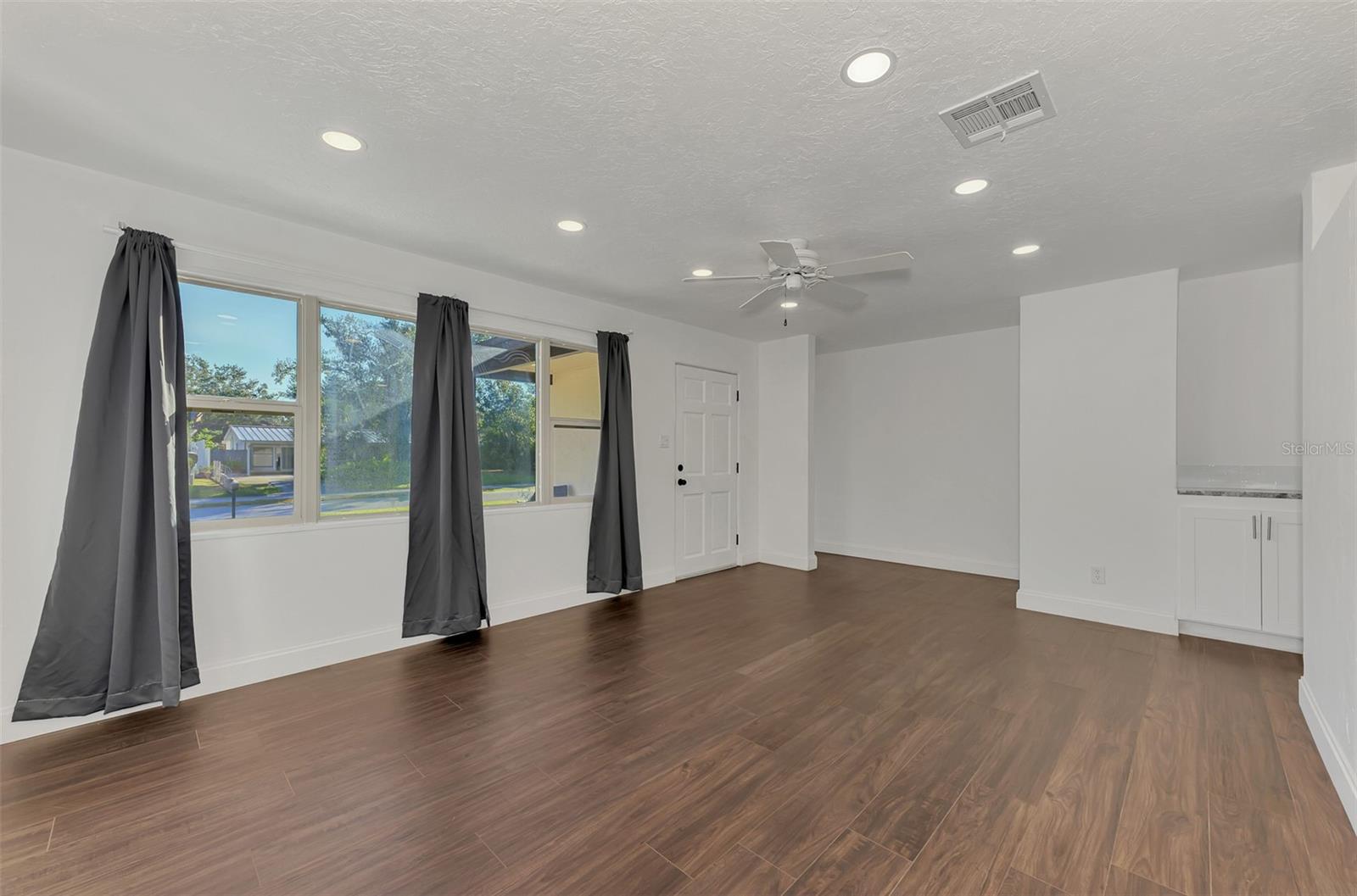 Image 8 of 41 For 3774 Wake Avenue