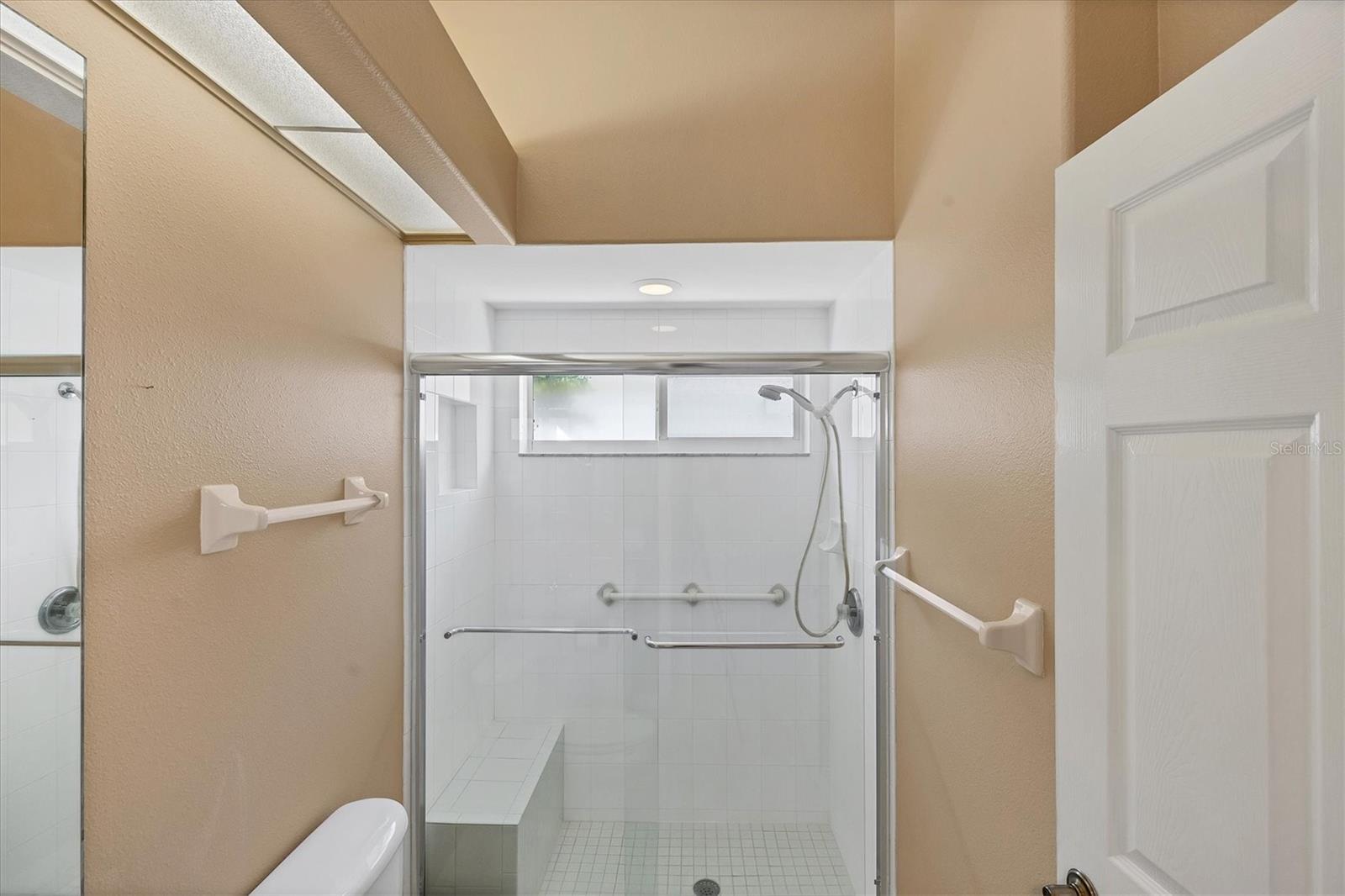 Image 46 of 75 For 446 Pinewood Lake Drive