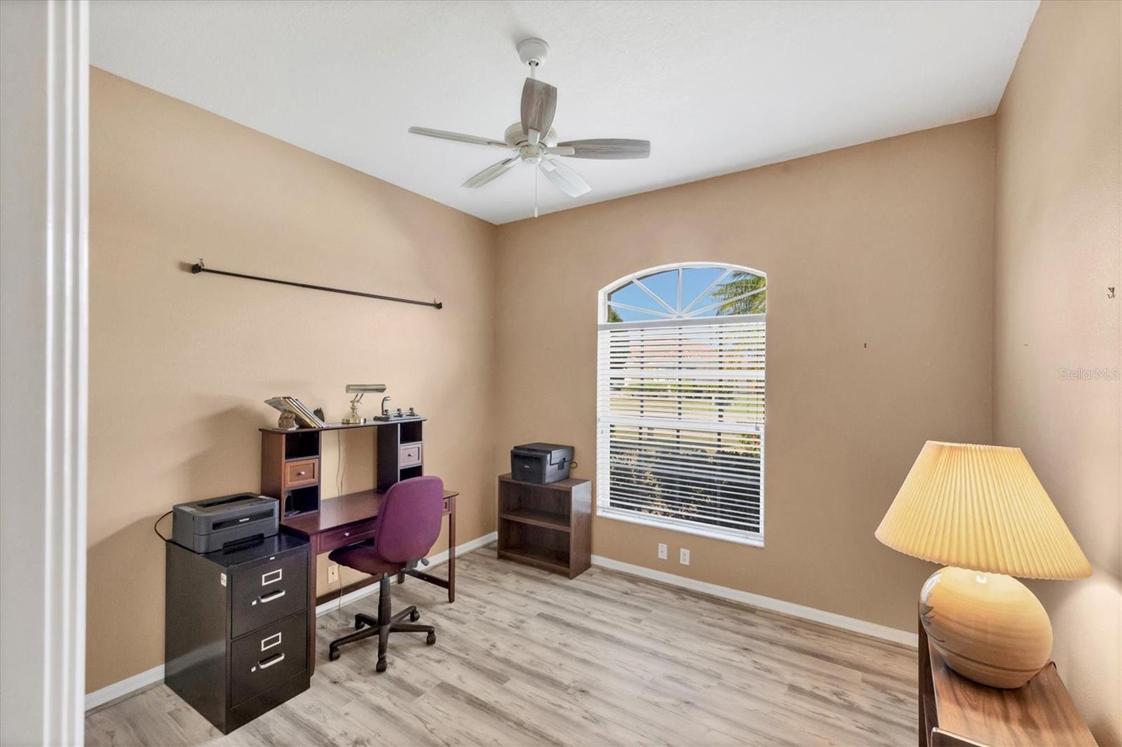 Image 47 of 75 For 446 Pinewood Lake Drive