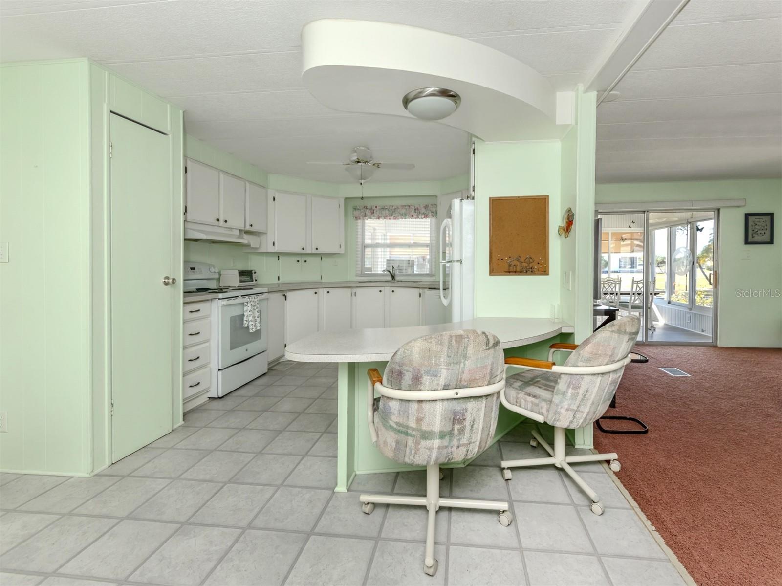 Image 17 of 47 For 710 Fairmount Drive