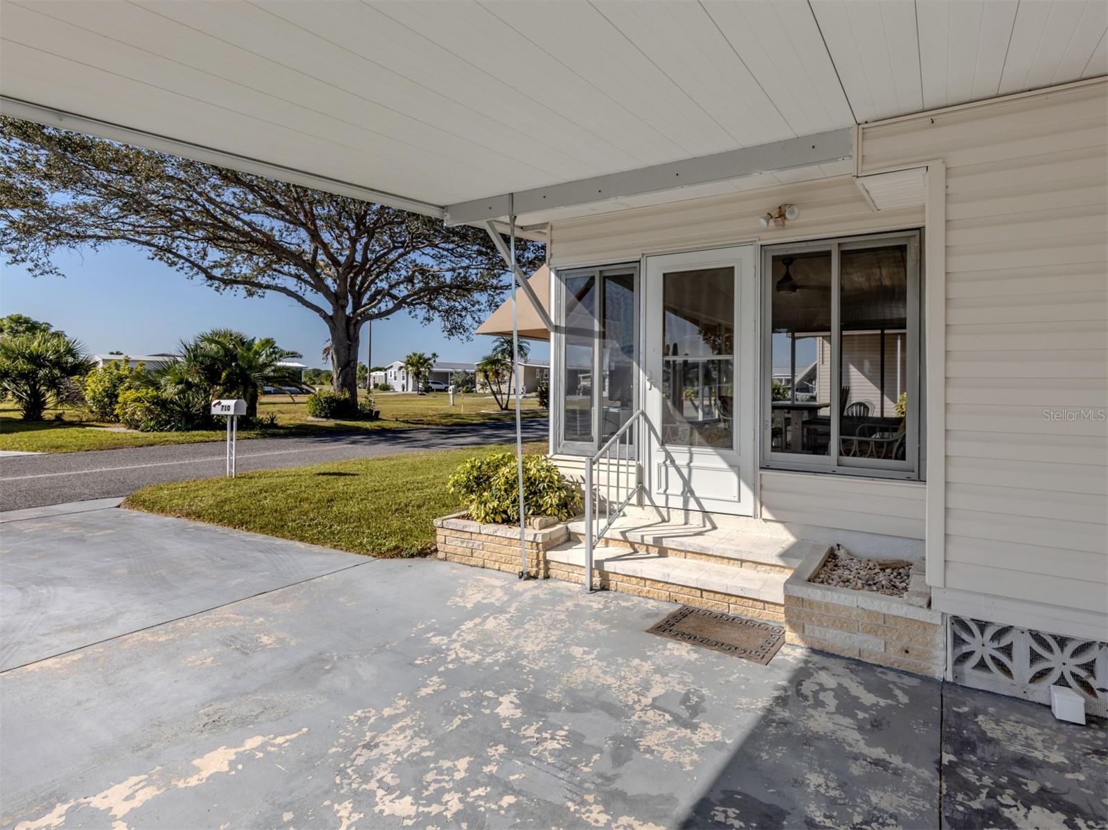 Image 7 of 47 For 710 Fairmount Drive