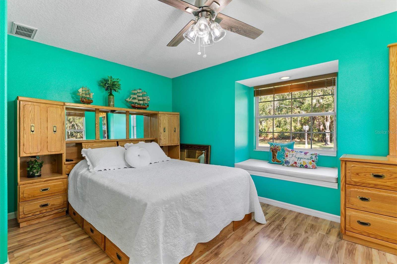 Image 24 of 42 For 3971 Albin Avenue