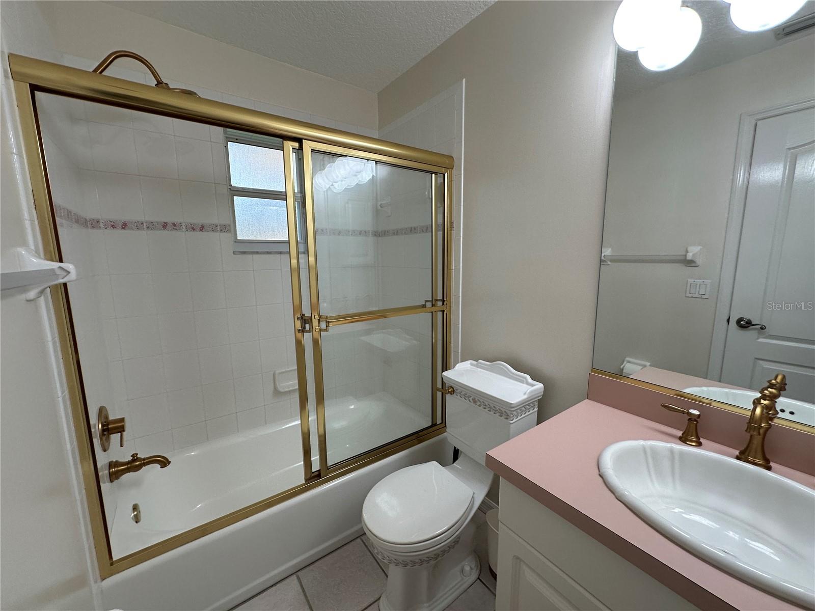 Image 27 of 42 For 3971 Albin Avenue