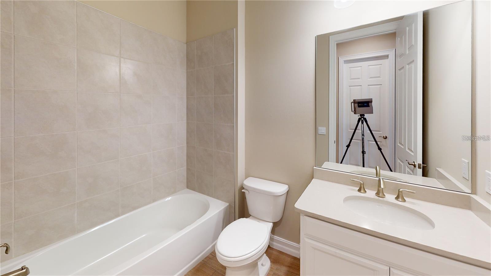 Image 6 of 17 For 209 Ibiza Loop