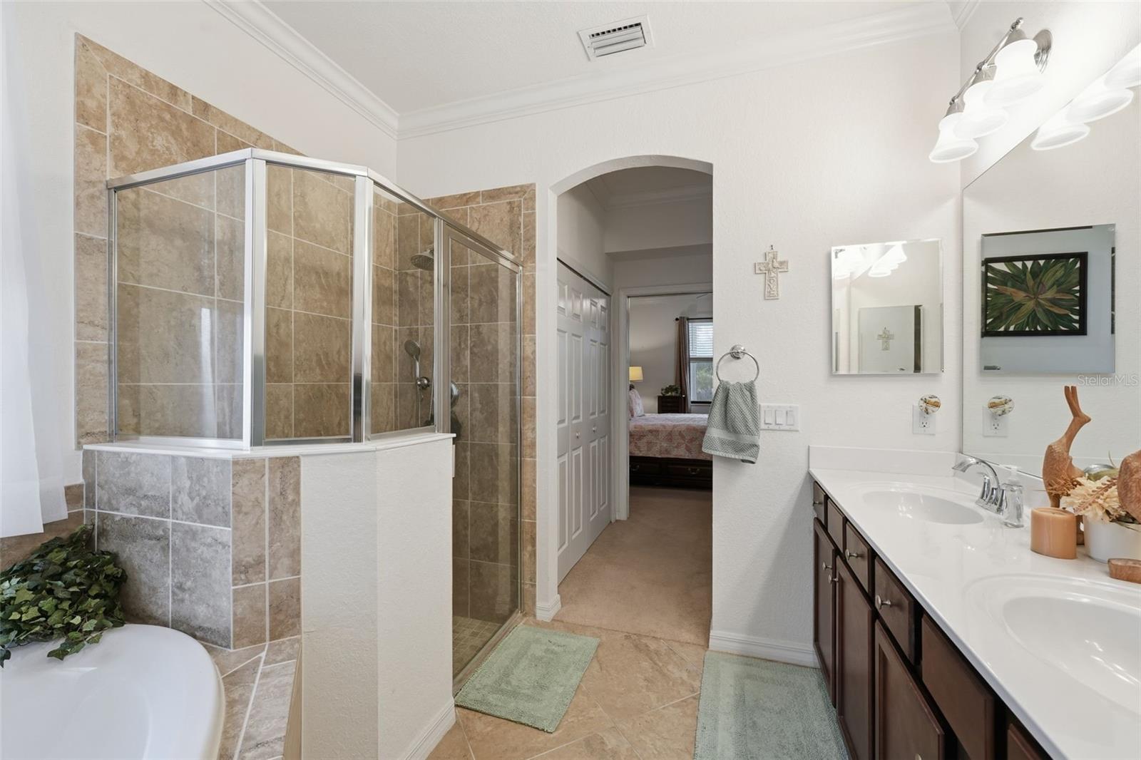 Image 21 of 36 For 12611 Garibaldi Lane