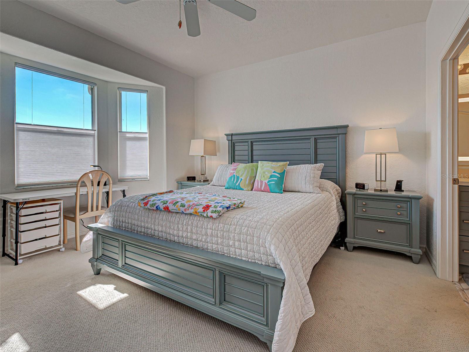 Image 24 of 53 For 1749 Fountain View Circle