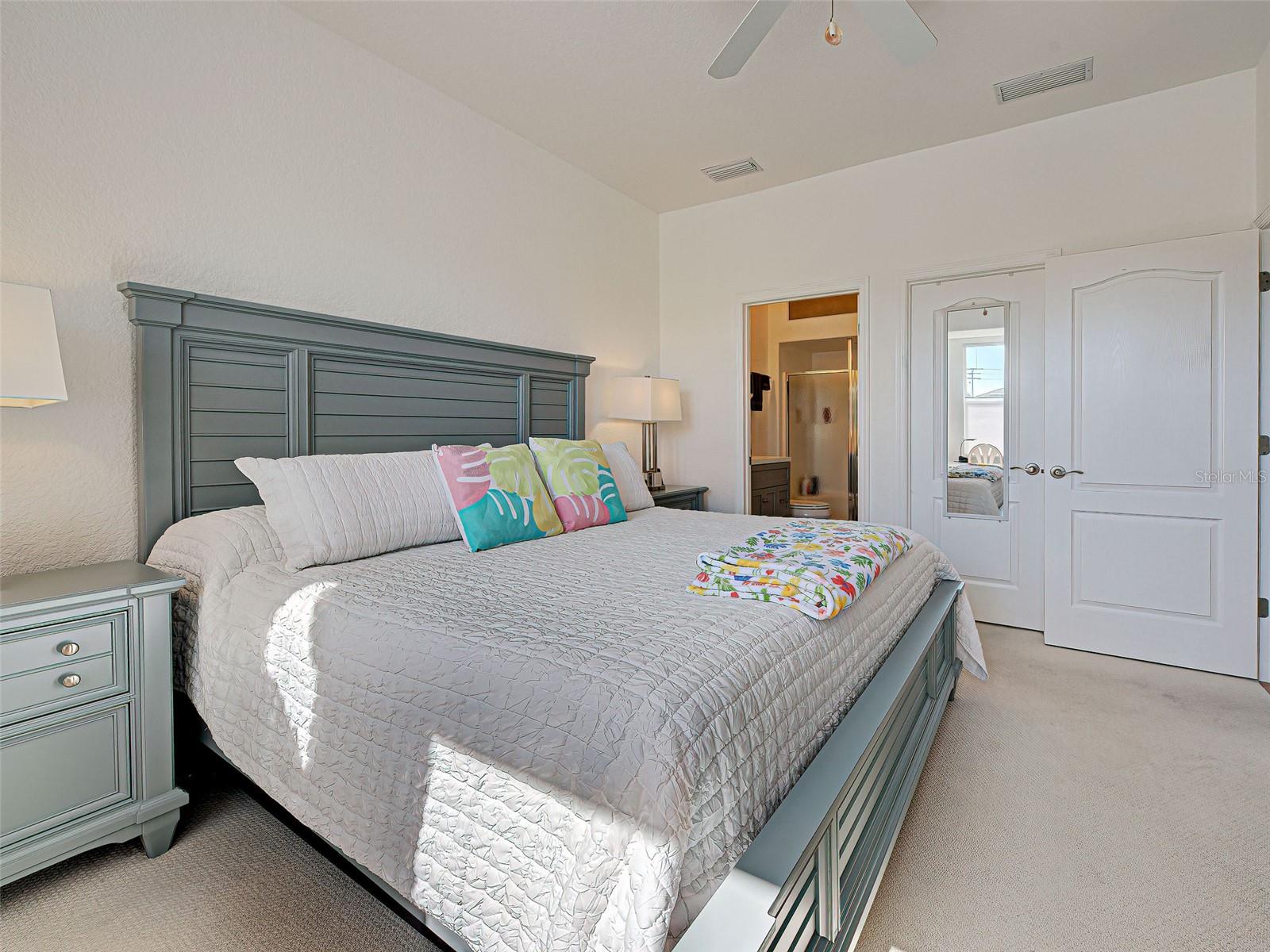 Image 29 of 53 For 1749 Fountain View Circle