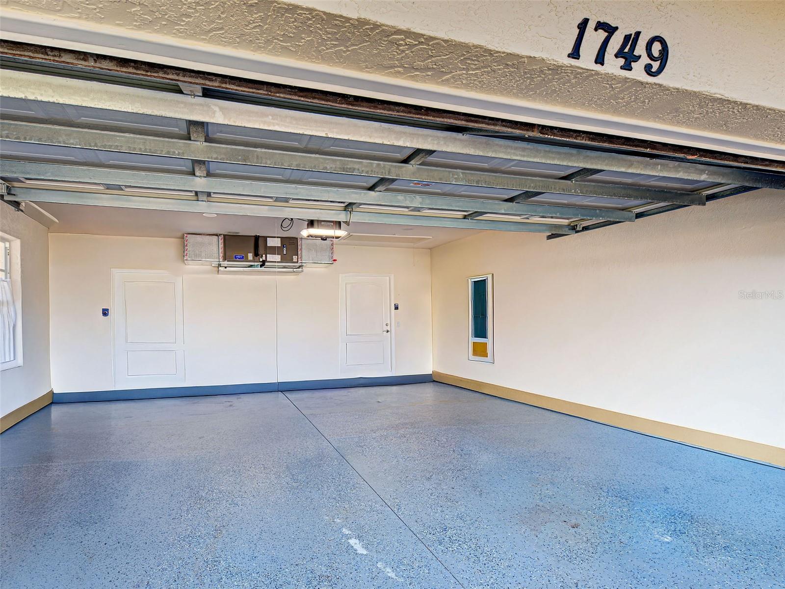 Image 41 of 53 For 1749 Fountain View Circle