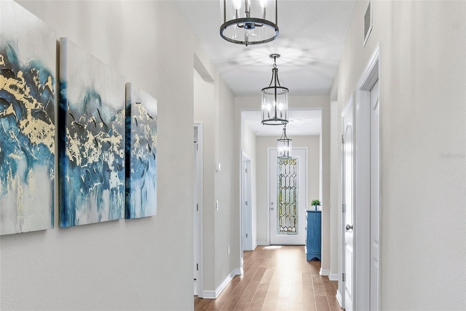 Image 18 of 35 For 209 Malina Court