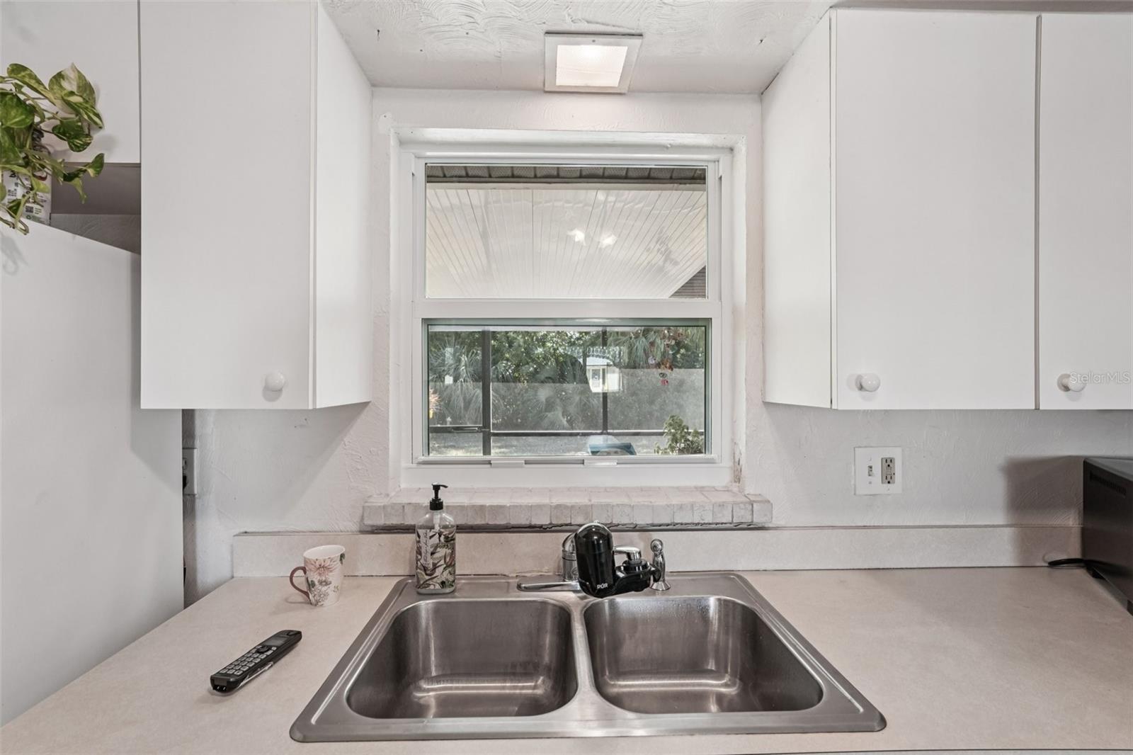 Image 17 of 31 For 300 Gardenia Road