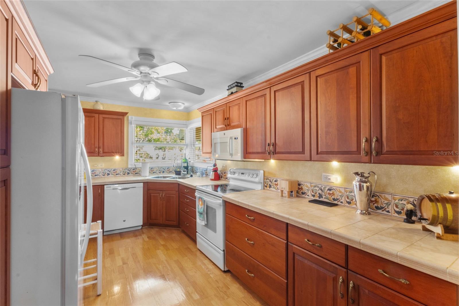 Image 10 of 40 For 420 Pensacola Road