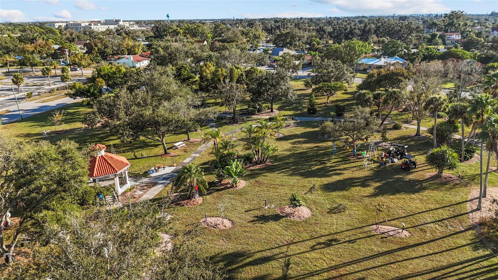 Image 37 of 40 For 420 Pensacola Road