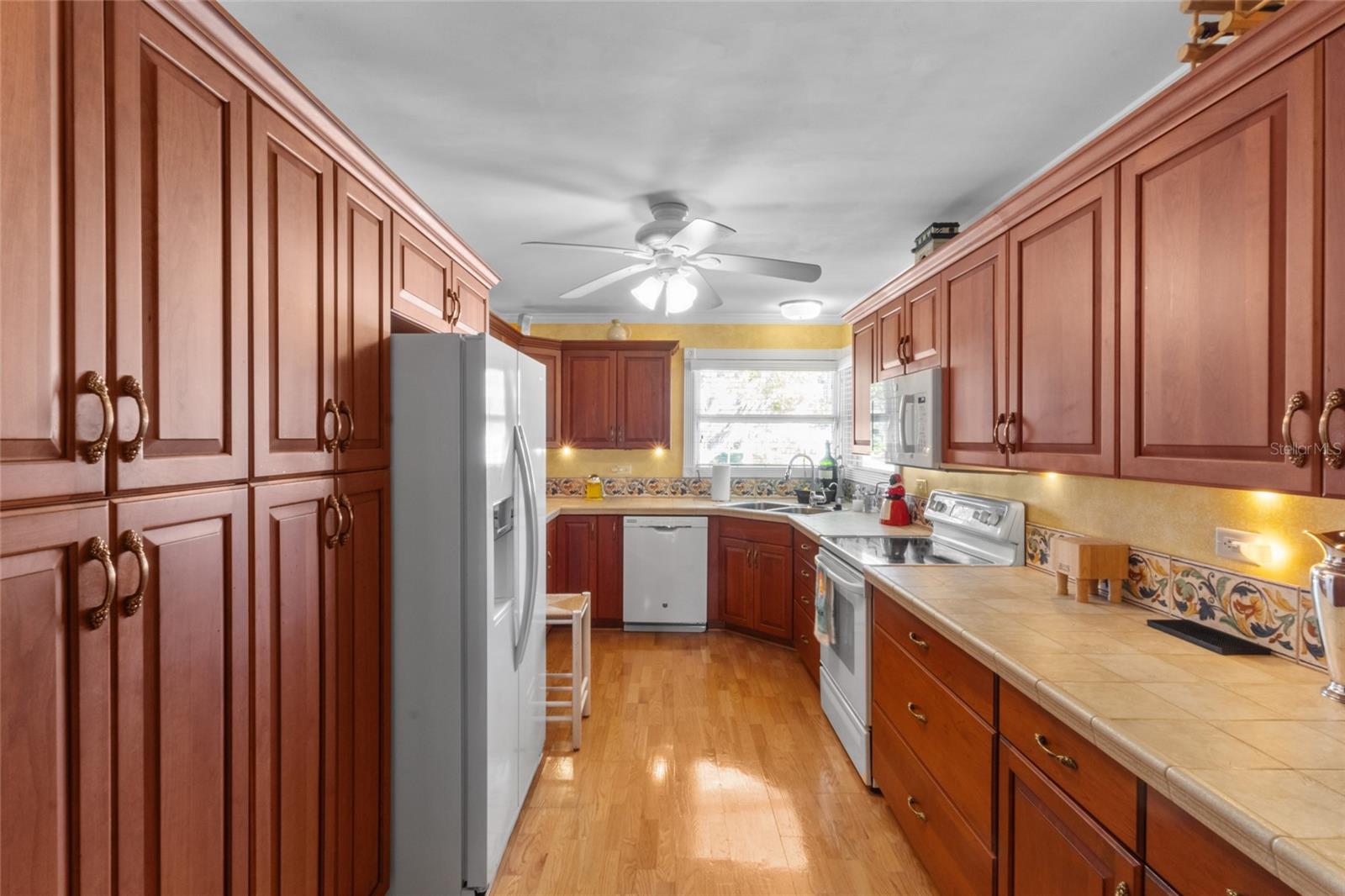 Image 9 of 40 For 420 Pensacola Road