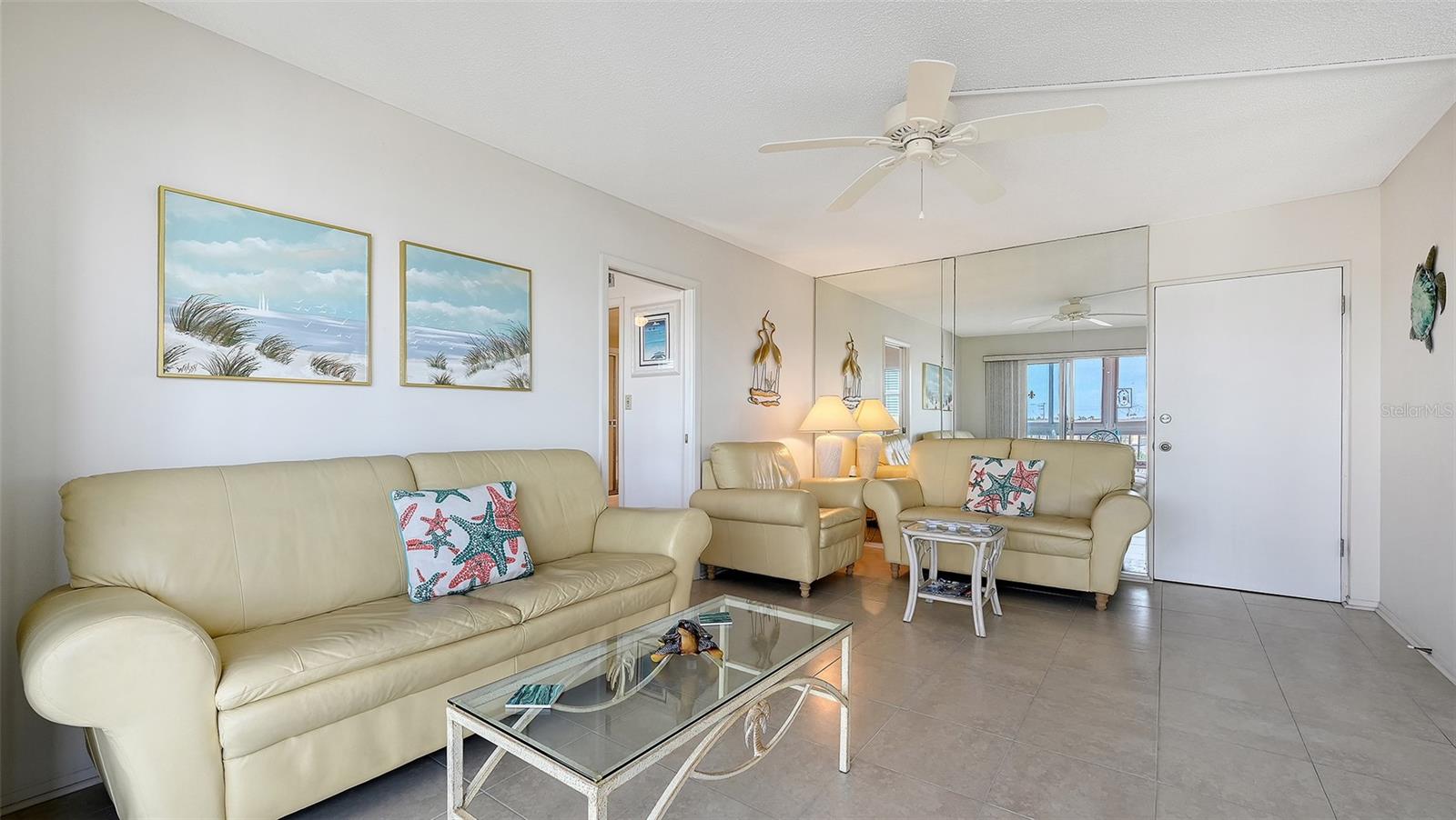 Image 11 of 38 For 1255 Tarpon Center Drive 414