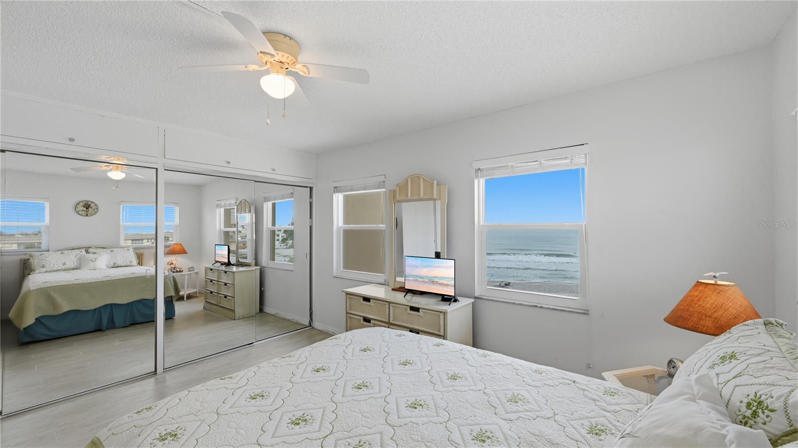 Image 13 of 38 For 1255 Tarpon Center Drive 414