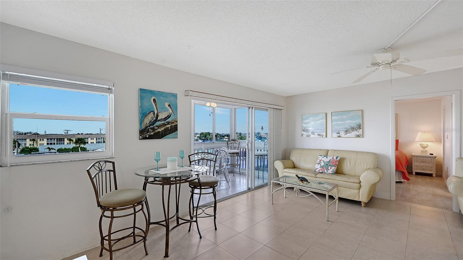 Image 7 of 38 For 1255 Tarpon Center Drive 414