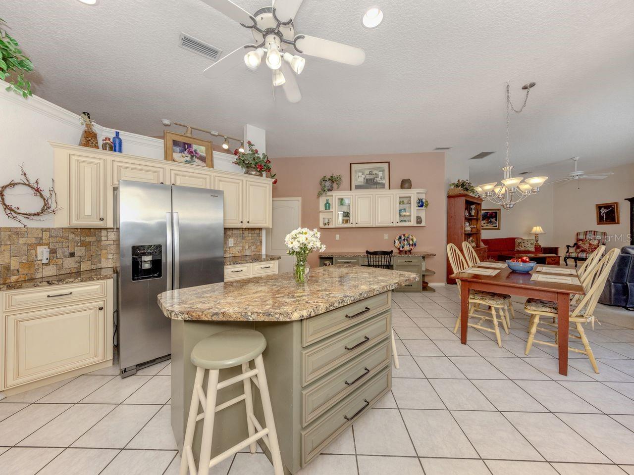 Image 10 of 14 For 529 Lake Of The Woods Drive