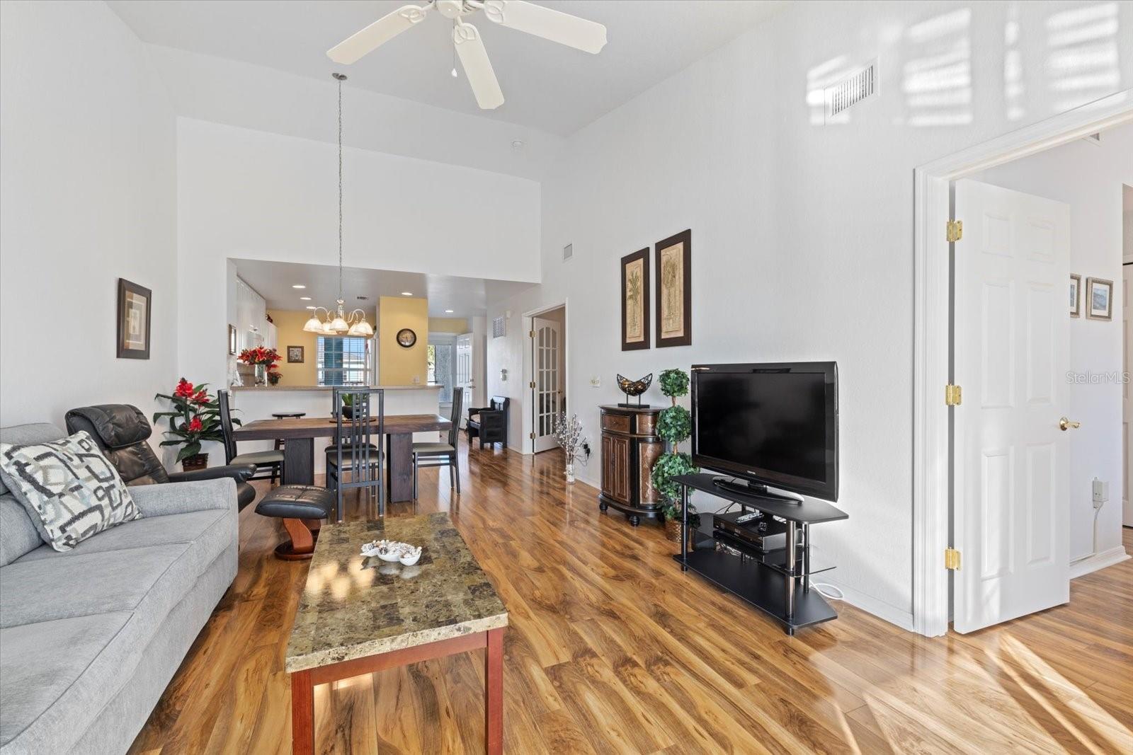 Image 10 of 40 For 5747 Sabal Trace Drive 203