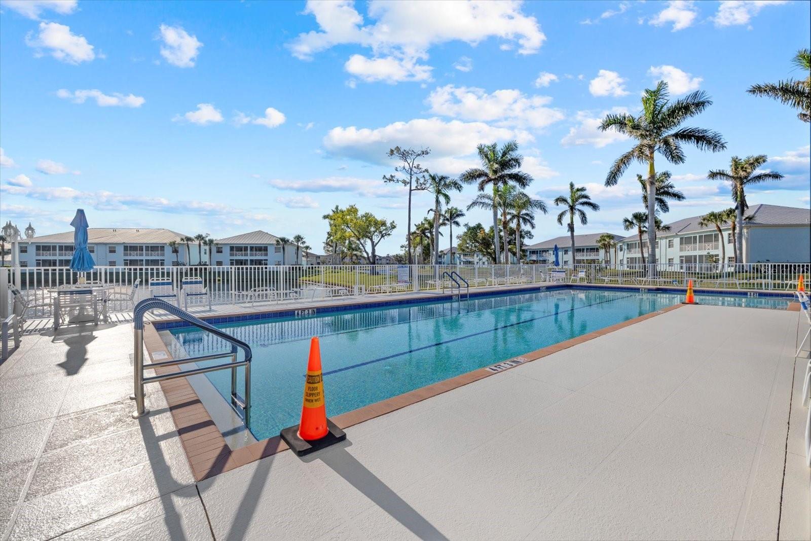 Image 36 of 40 For 5747 Sabal Trace Drive 203